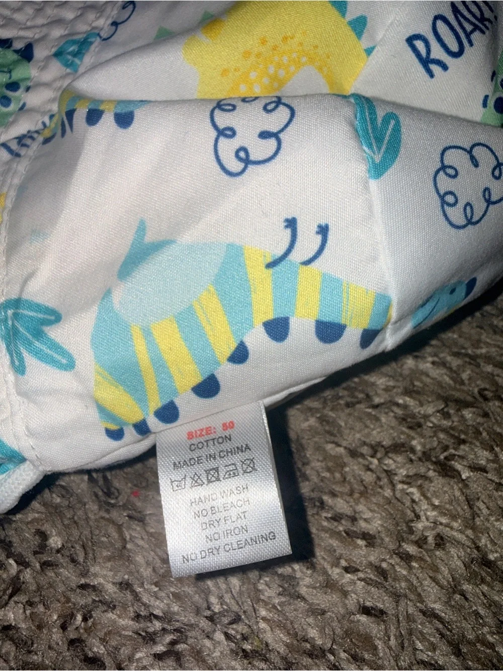 SHEIN Yellow & White Kids Dinosaur Print Reversible Bucket Hats